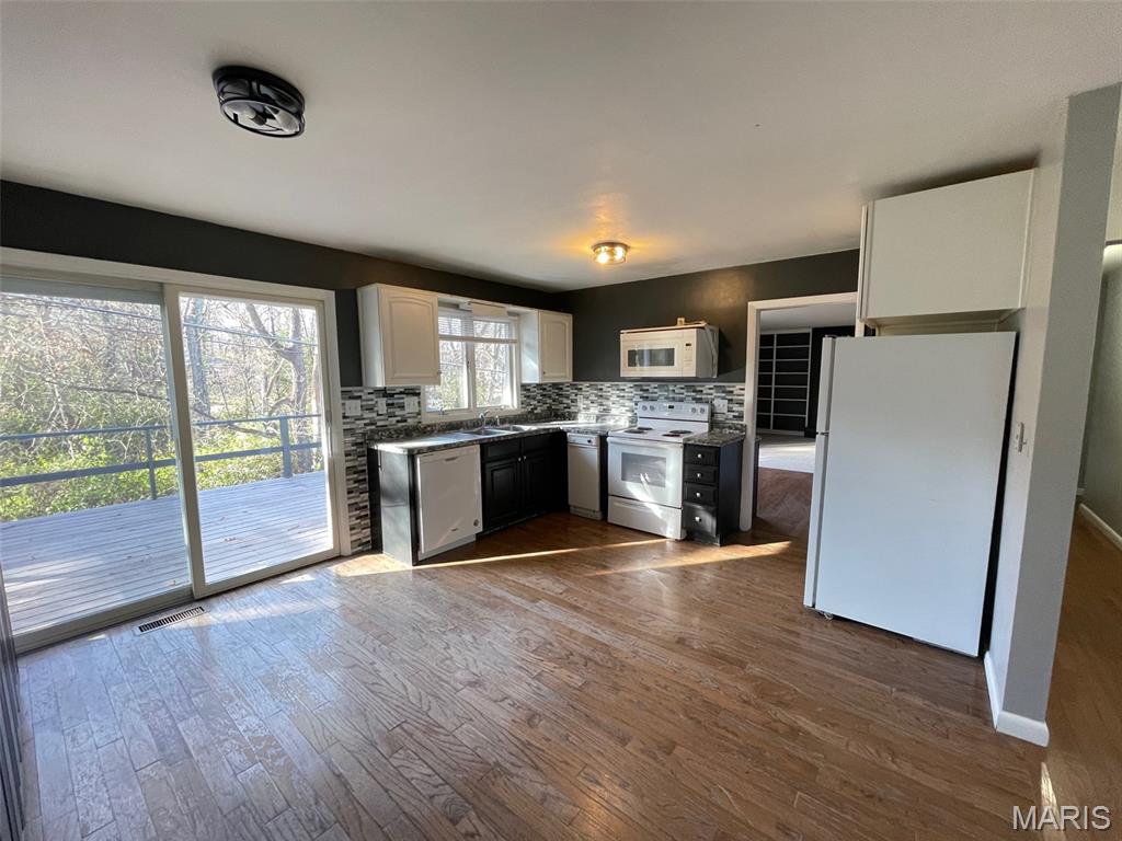 812 Cedar Hill Court
