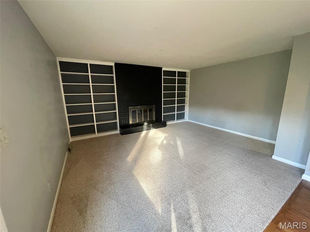 812 Cedar Hill Court