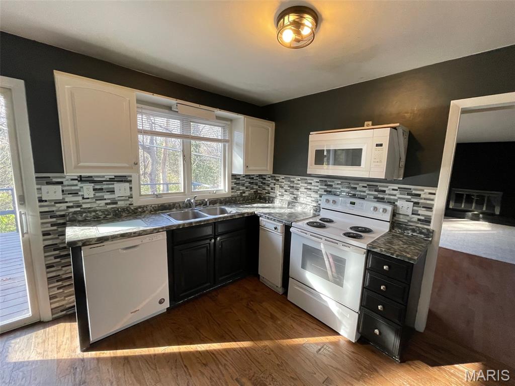 812 Cedar Hill Court