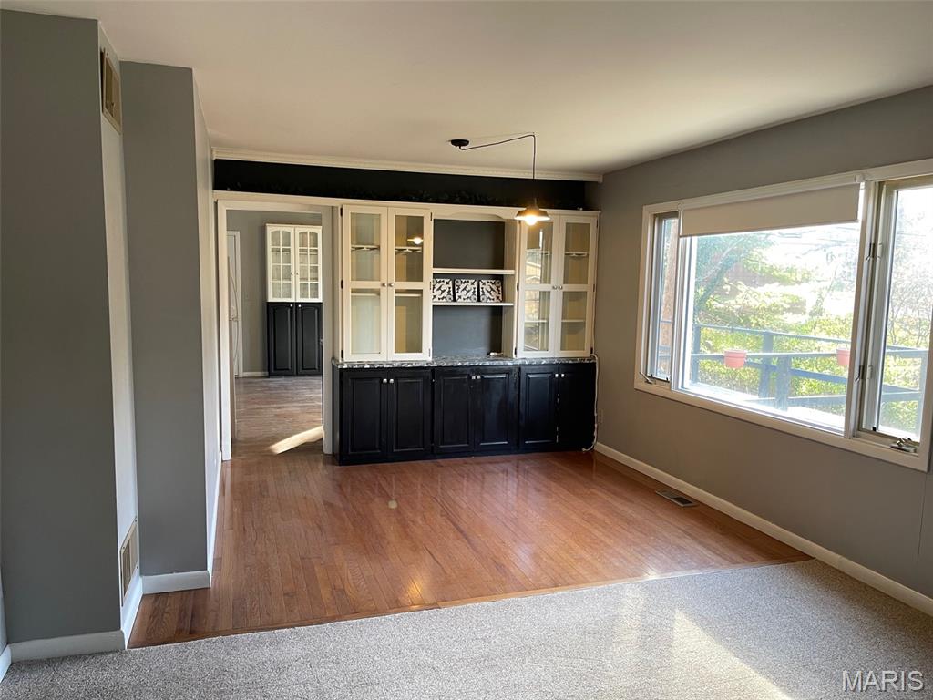 812 Cedar Hill Court