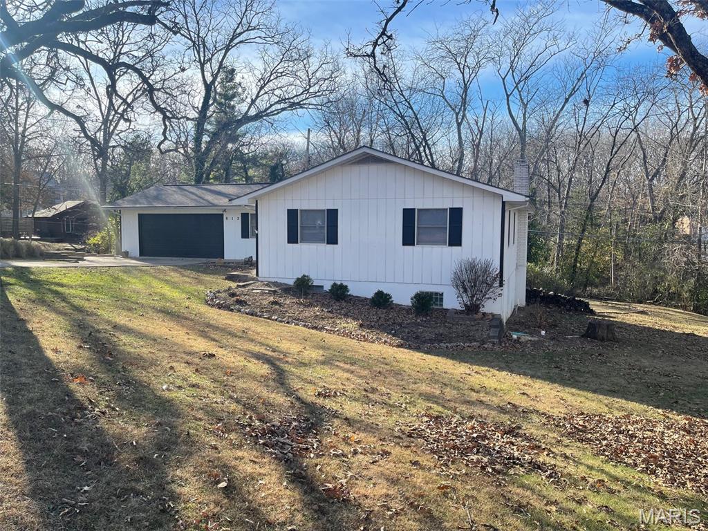 812 Cedar Hill Court