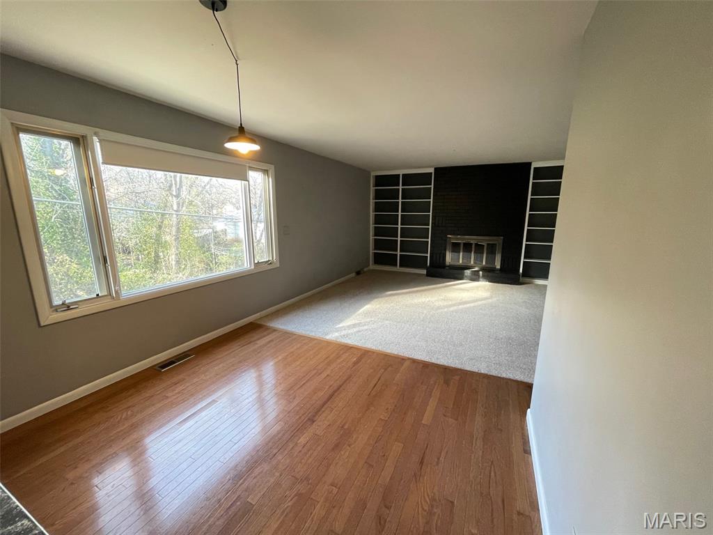 812 Cedar Hill Court