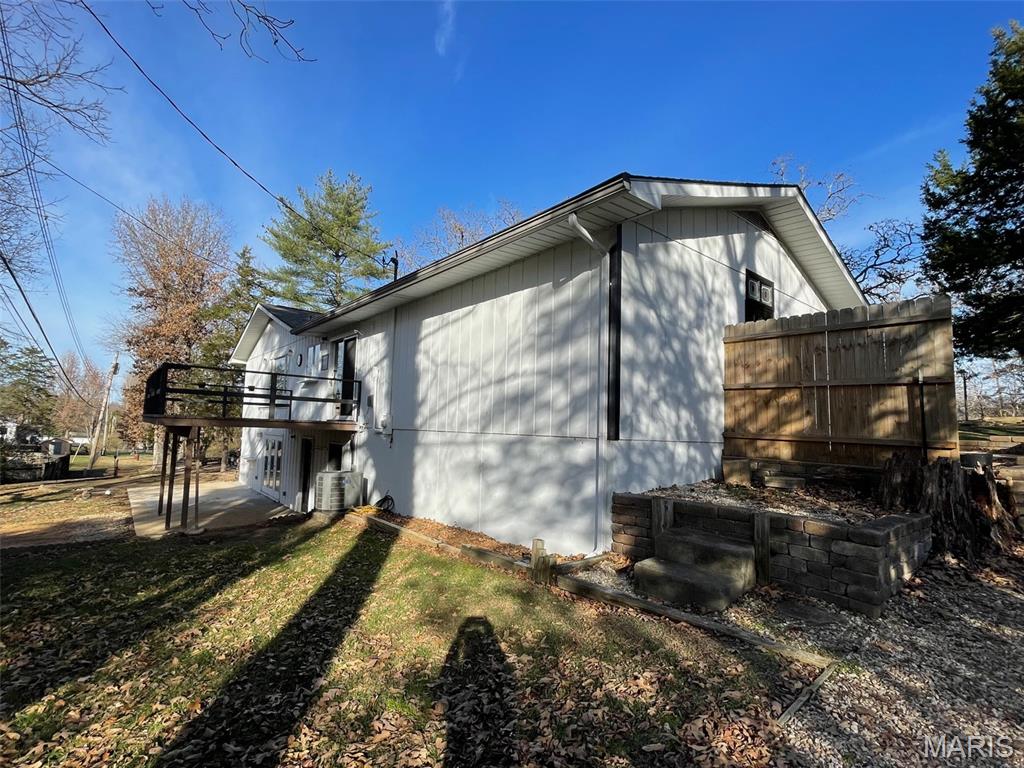 812 Cedar Hill Court