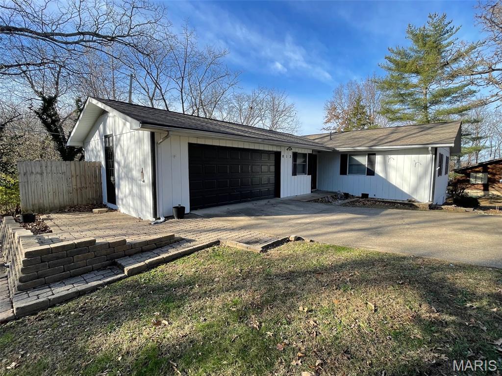 812 Cedar Hill Court
