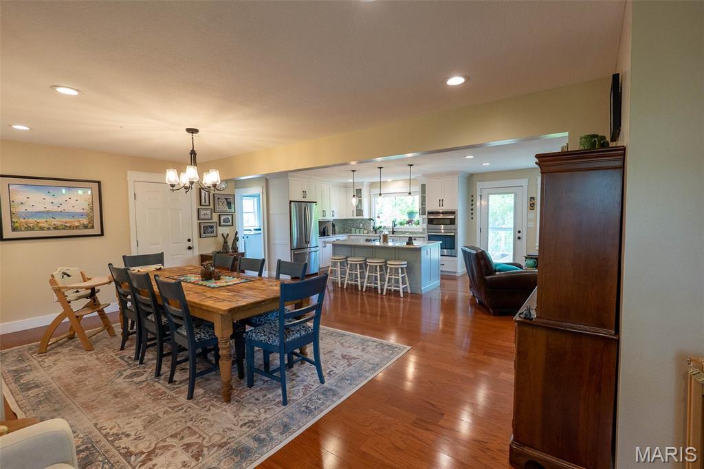 654 Holmes Lane