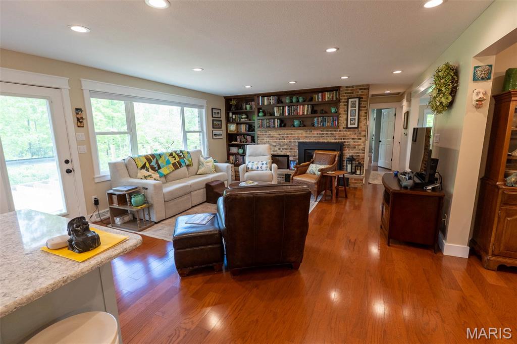 654 Holmes Lane