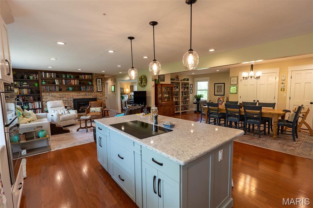654 Holmes Lane