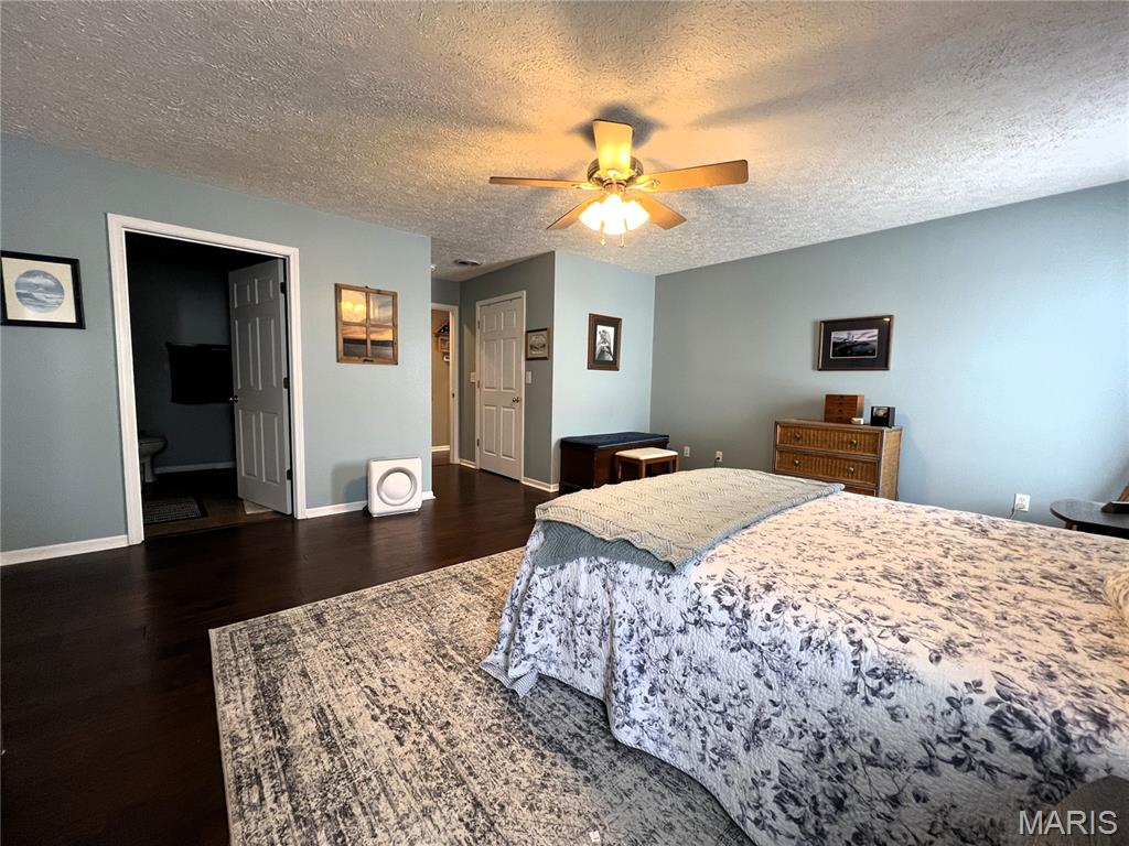 1221 Casey Lane