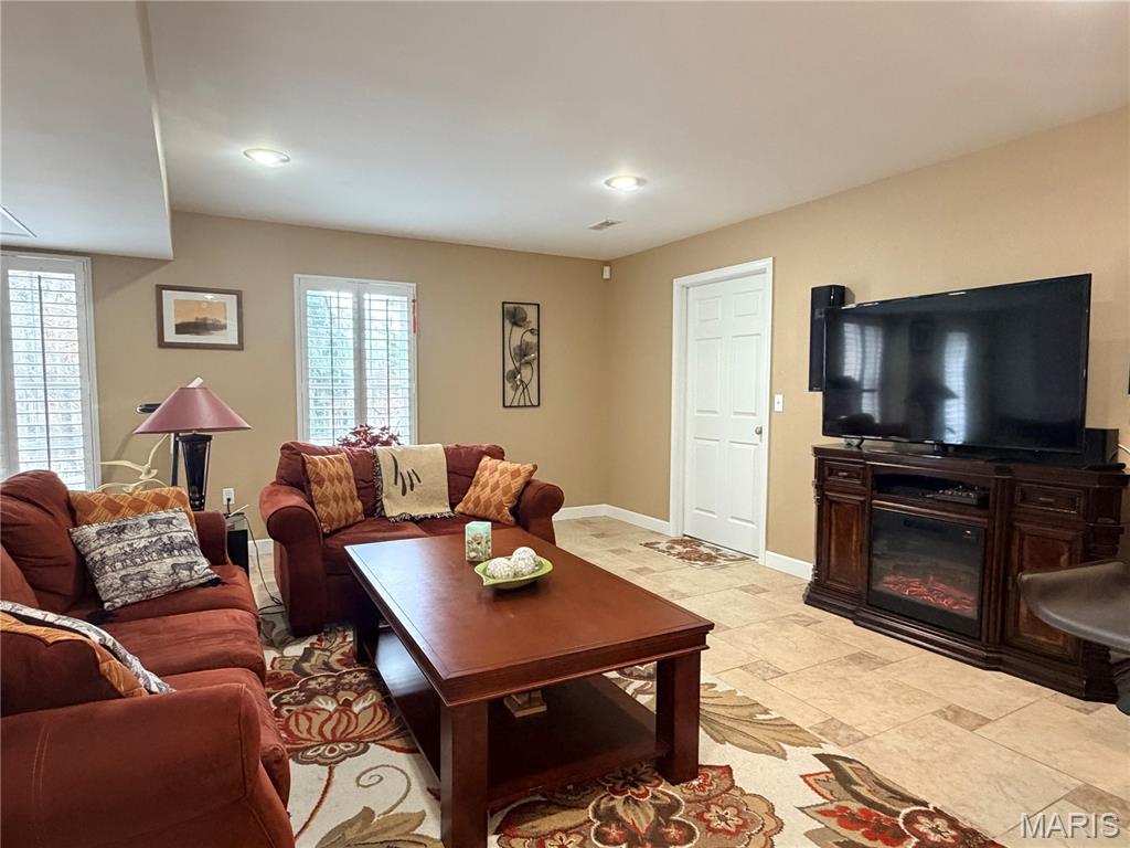 11942 Cedar Side Circle