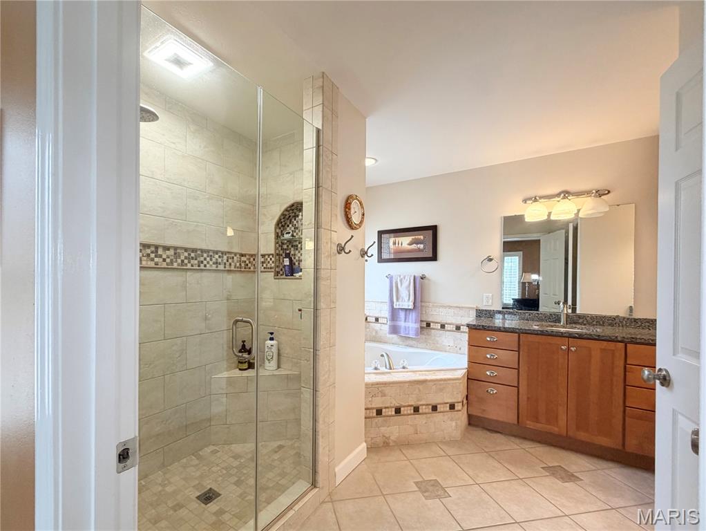 11942 Cedar Side Circle