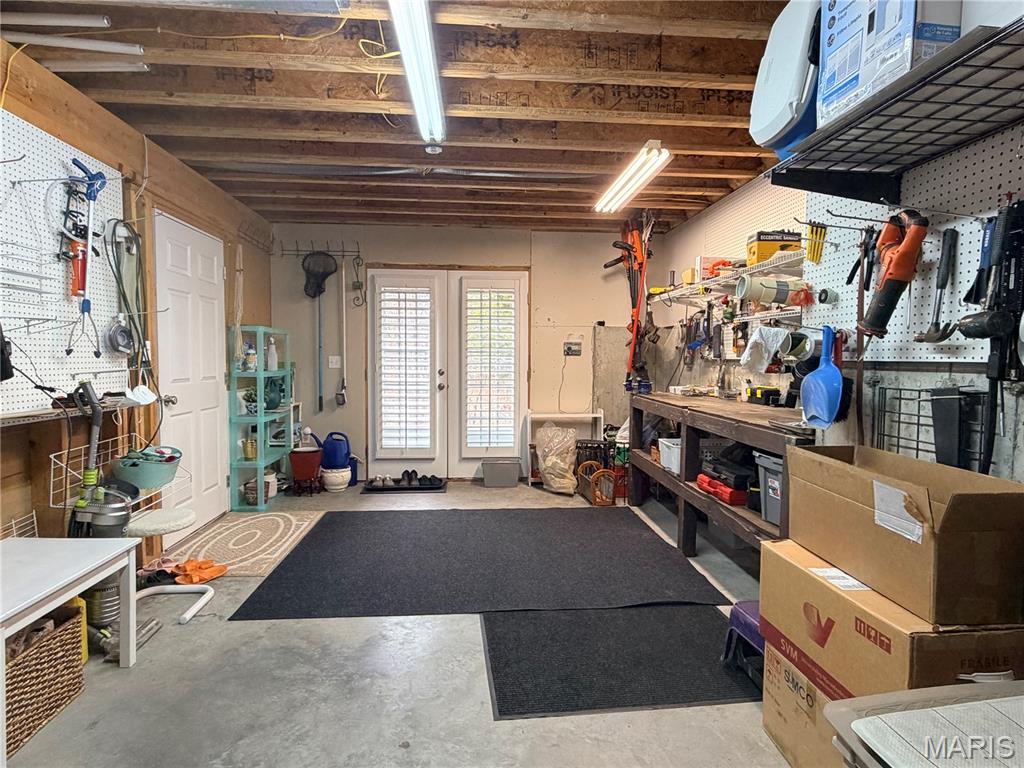 11942 Cedar Side Circle