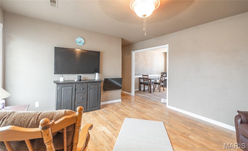 16507 County Road 6240