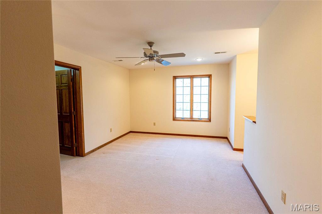 900 Country Lane