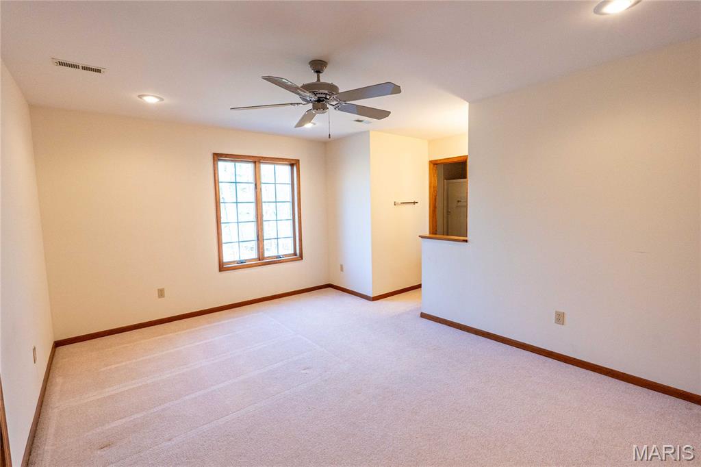 900 Country Lane