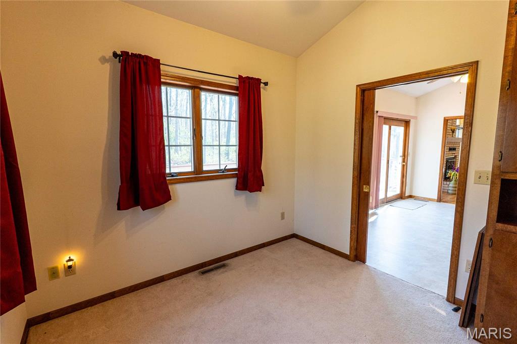900 Country Lane