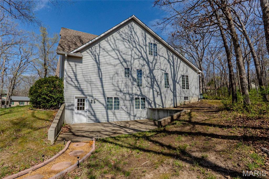 900 Country Lane
