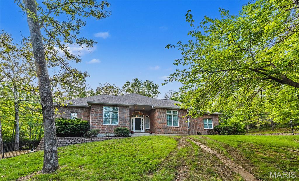 822 Oak Knoll