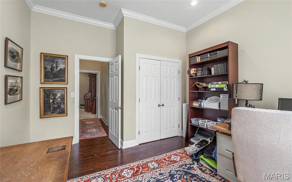 822 Oak Knoll