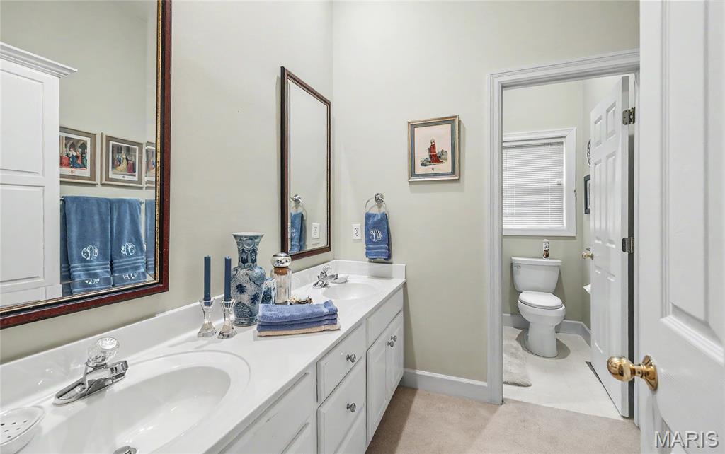 822 Oak Knoll