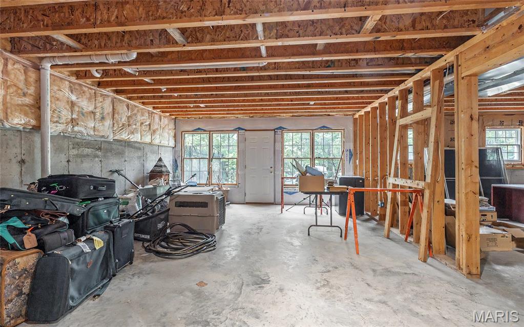 822 Oak Knoll