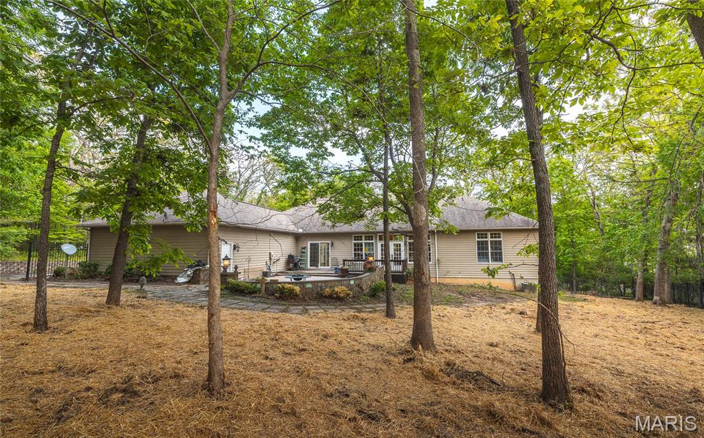 822 Oak Knoll
