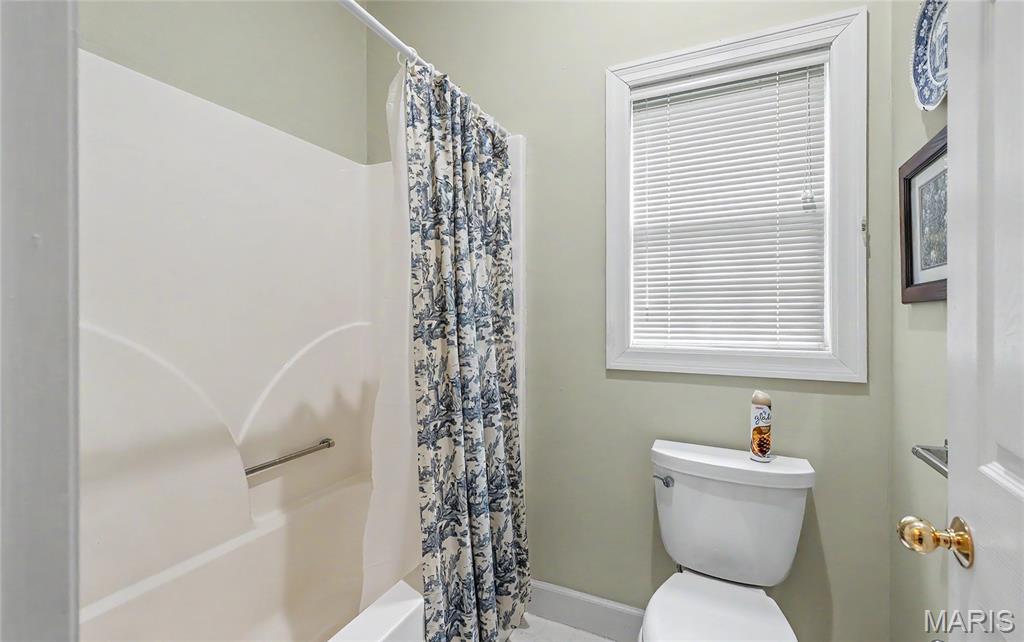 822 Oak Knoll