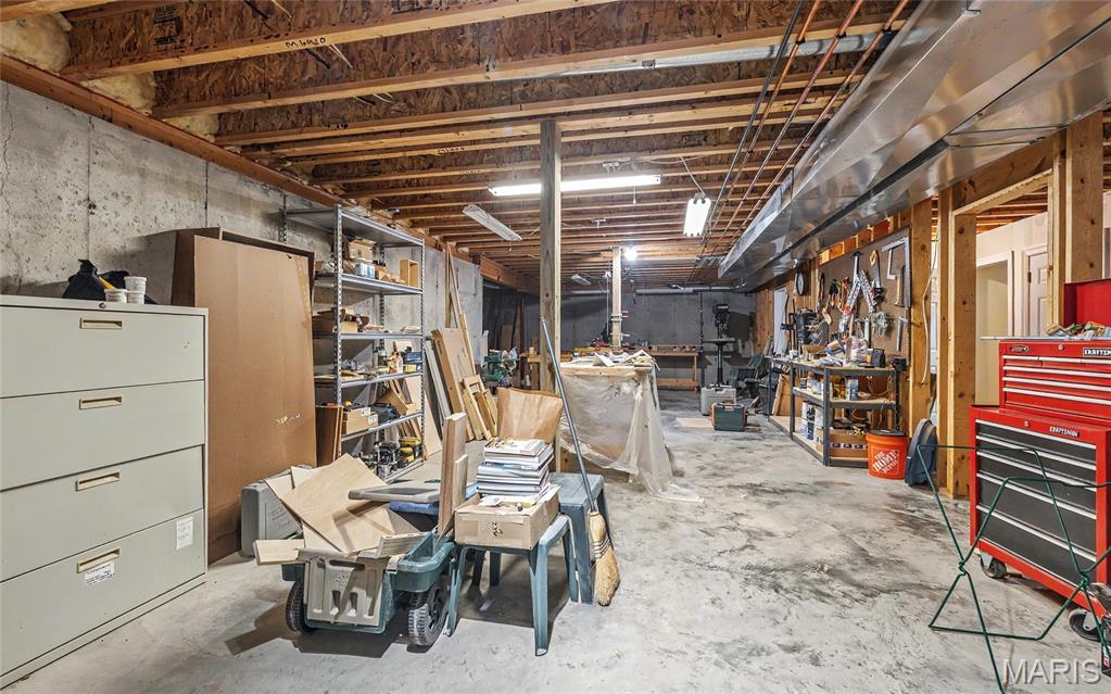 822 Oak Knoll