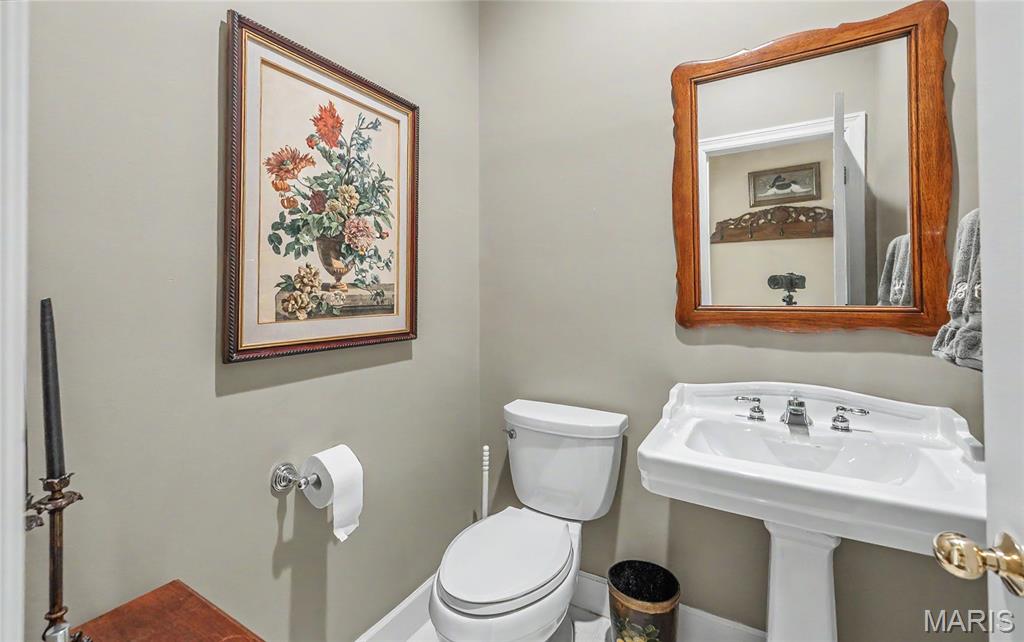 822 Oak Knoll