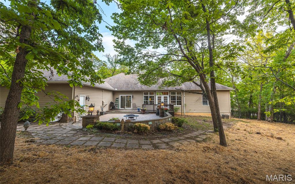 822 Oak Knoll