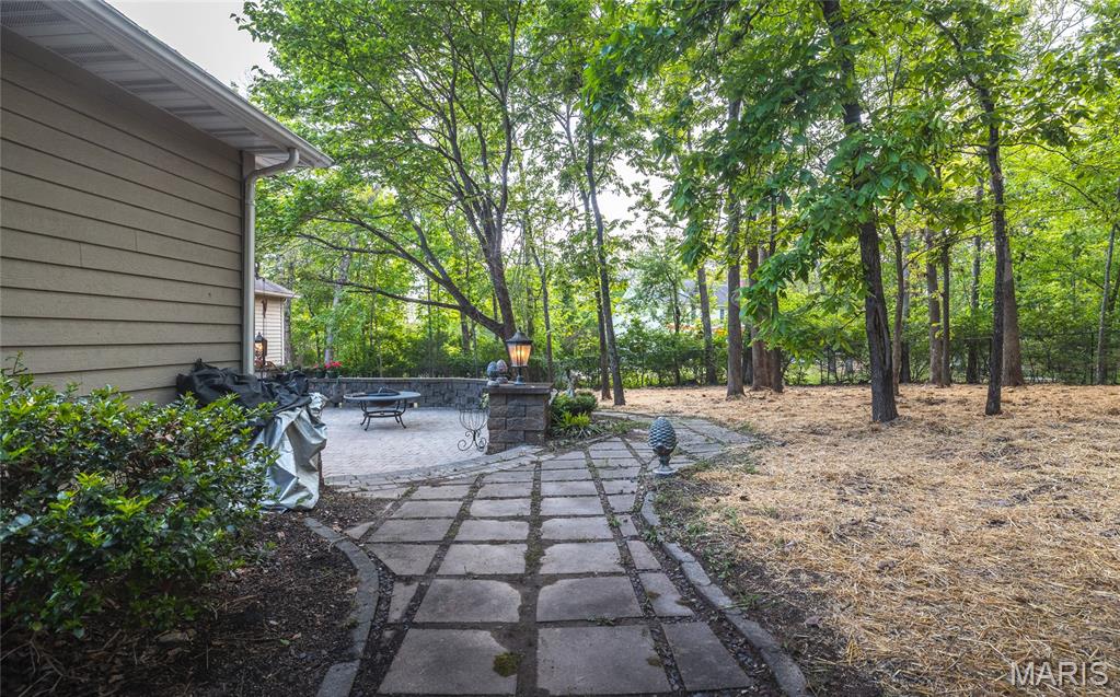 822 Oak Knoll