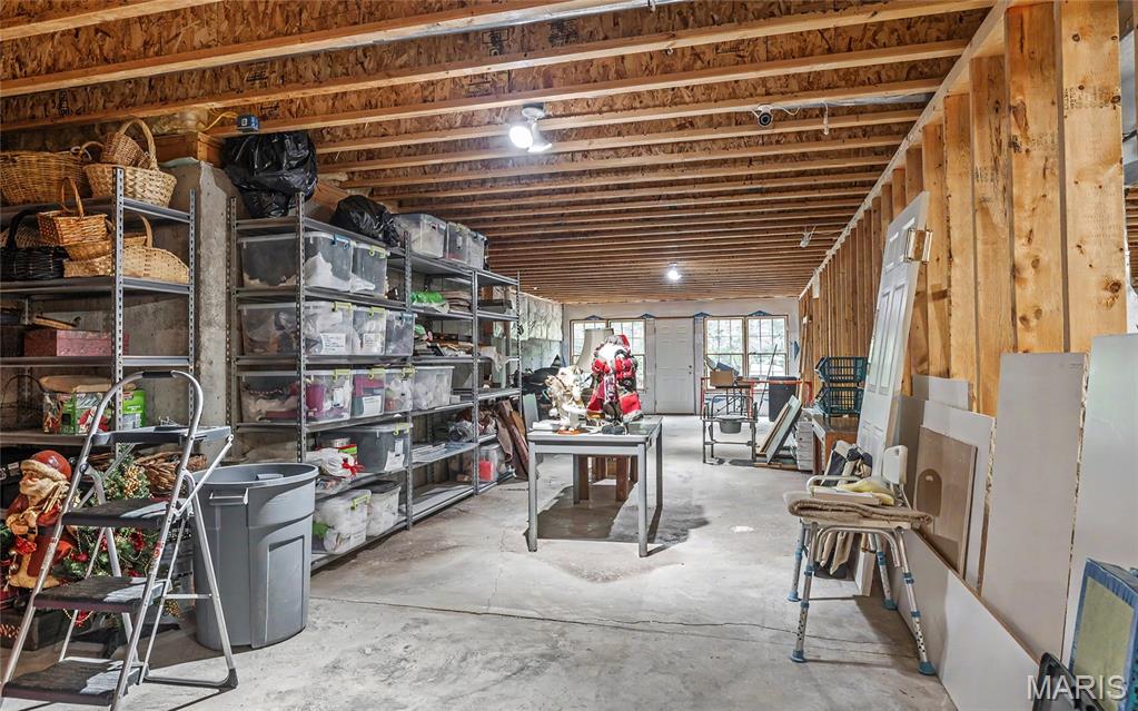 822 Oak Knoll