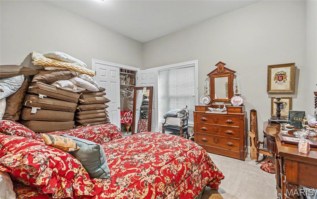 822 Oak Knoll