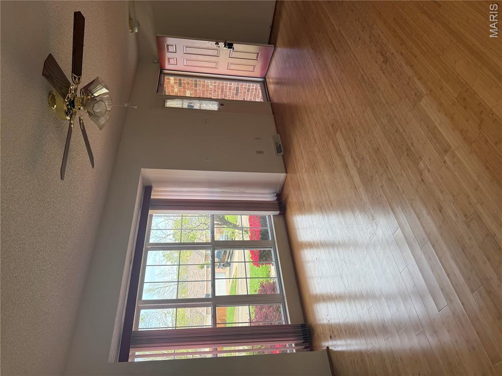1112 Murry Lane
