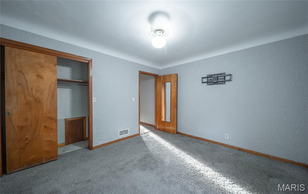 300 N Alvarado Avenue