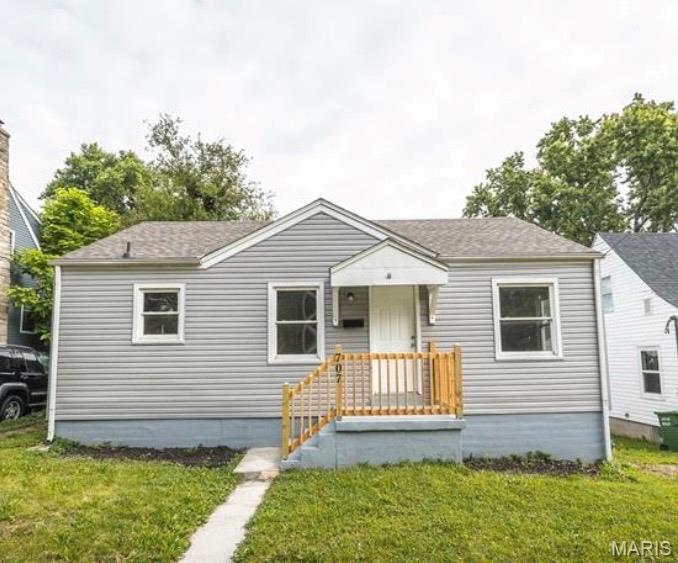 707 E 5th Street