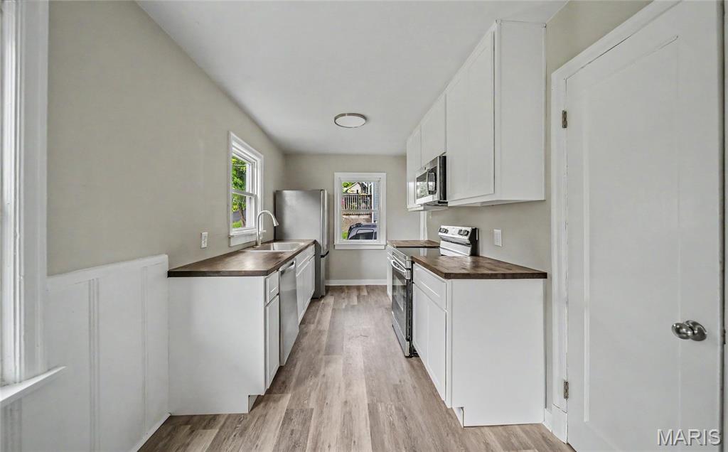 707 E 5th Street