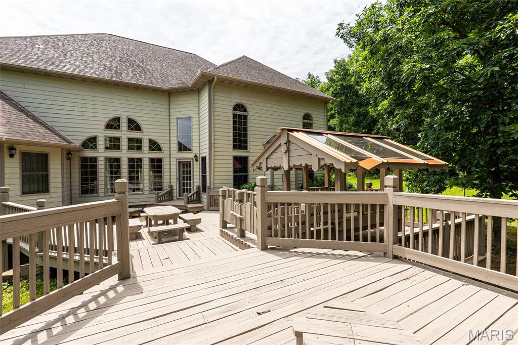 1025 Cobblestone Drive