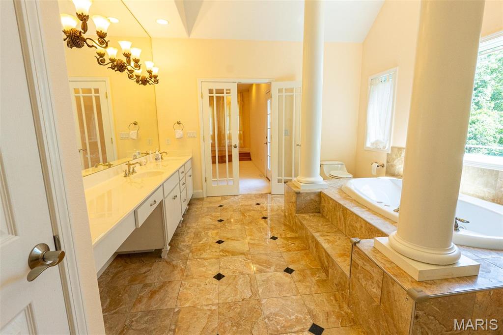1025 Cobblestone Drive