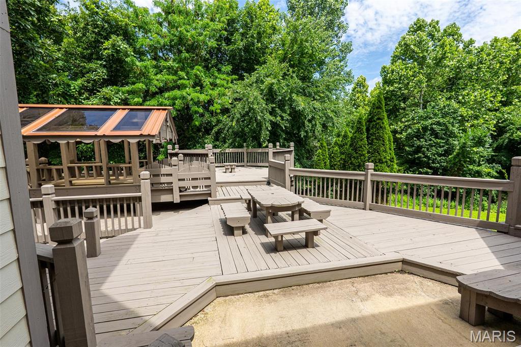 1025 Cobblestone Drive