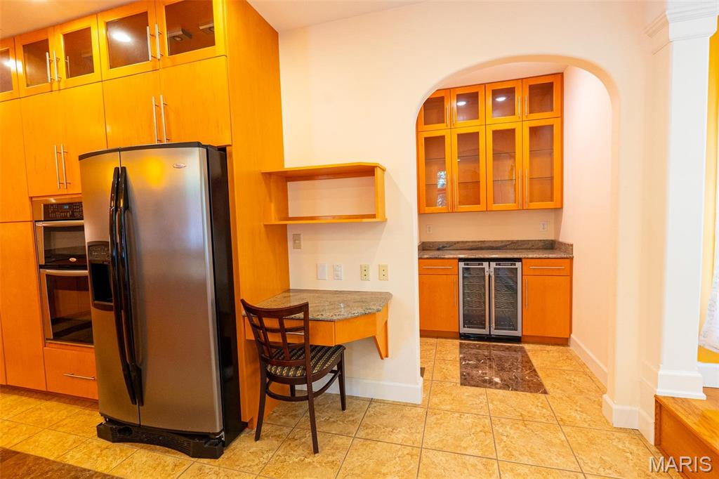1025 Cobblestone Drive