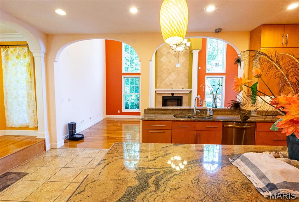 1025 Cobblestone Drive