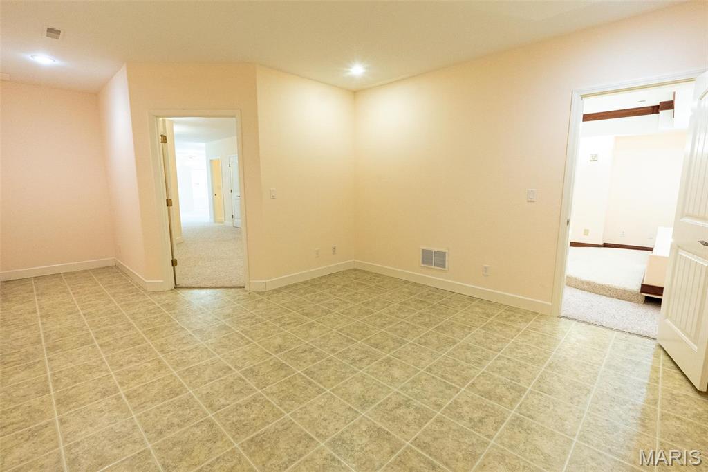 1025 Cobblestone Drive