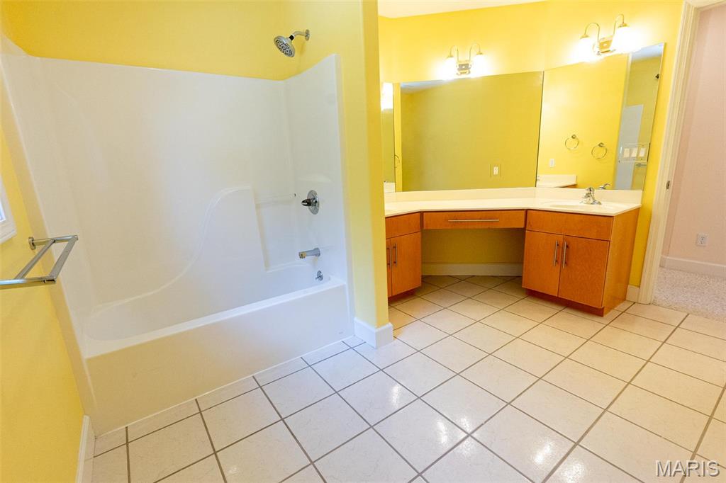 1025 Cobblestone Drive