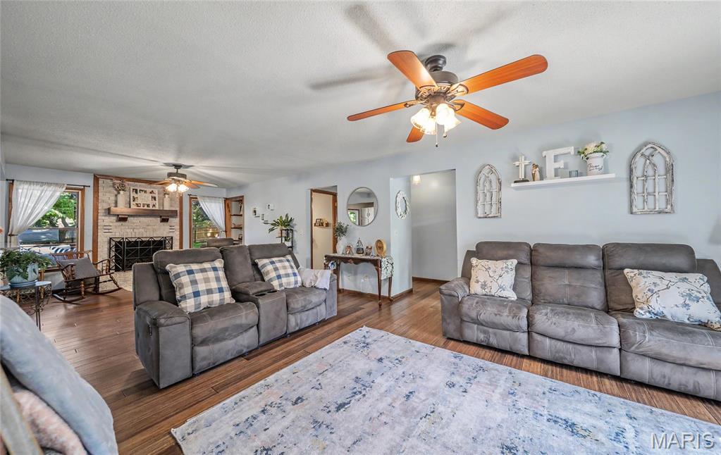 805 Cedar Hill Court