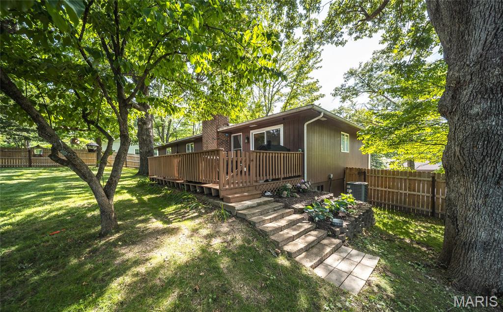 805 Cedar Hill Court