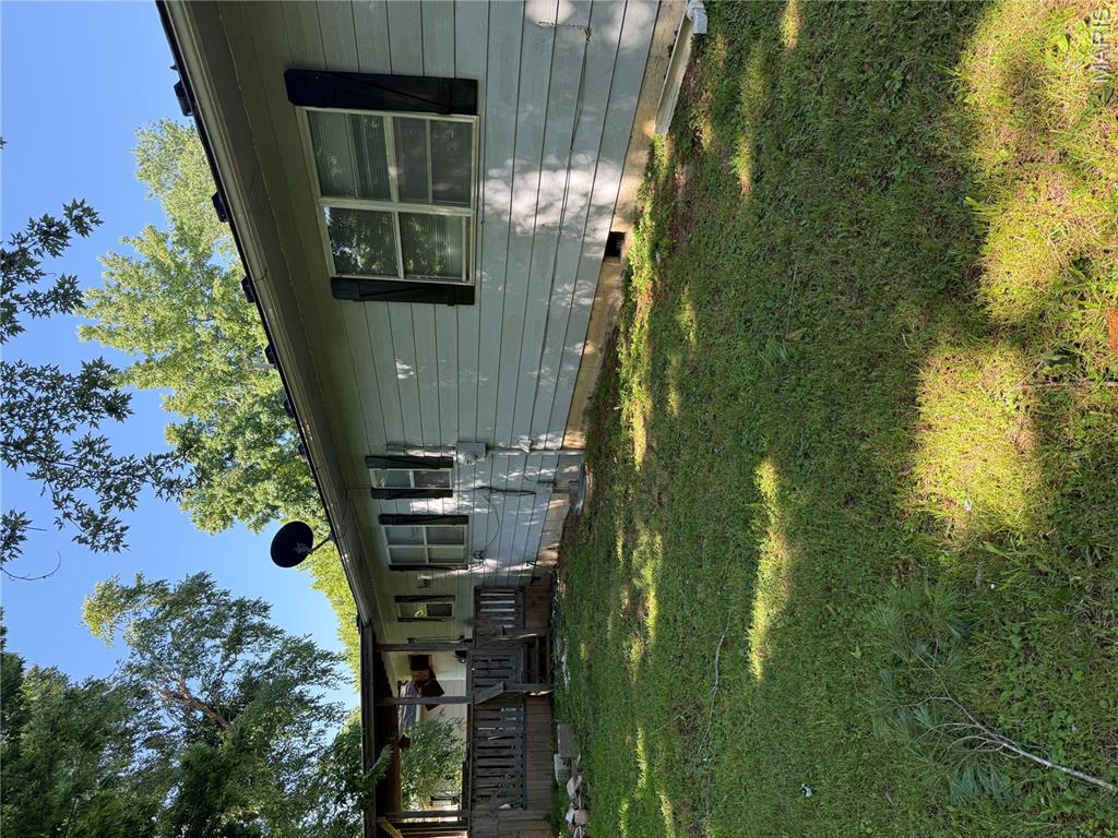 602 N Louise Avenue