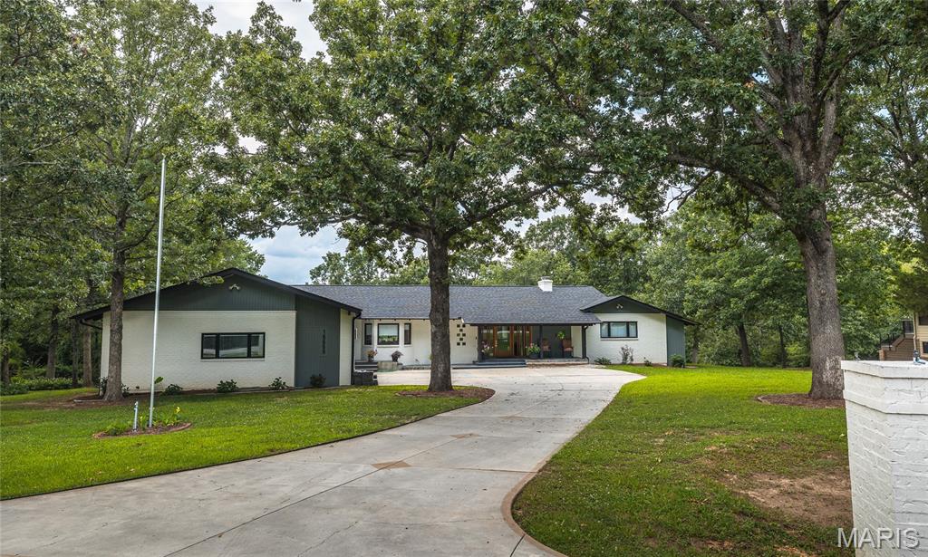 10659 Lakemont Drive