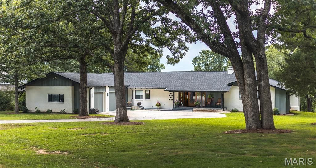 10659 Lakemont Drive