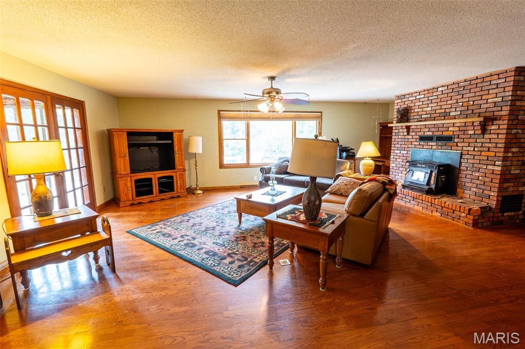 15655 County Road 5190
