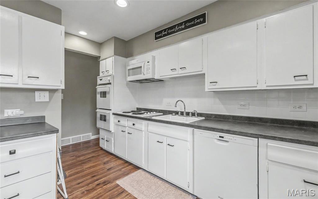 43 Johnson Drive